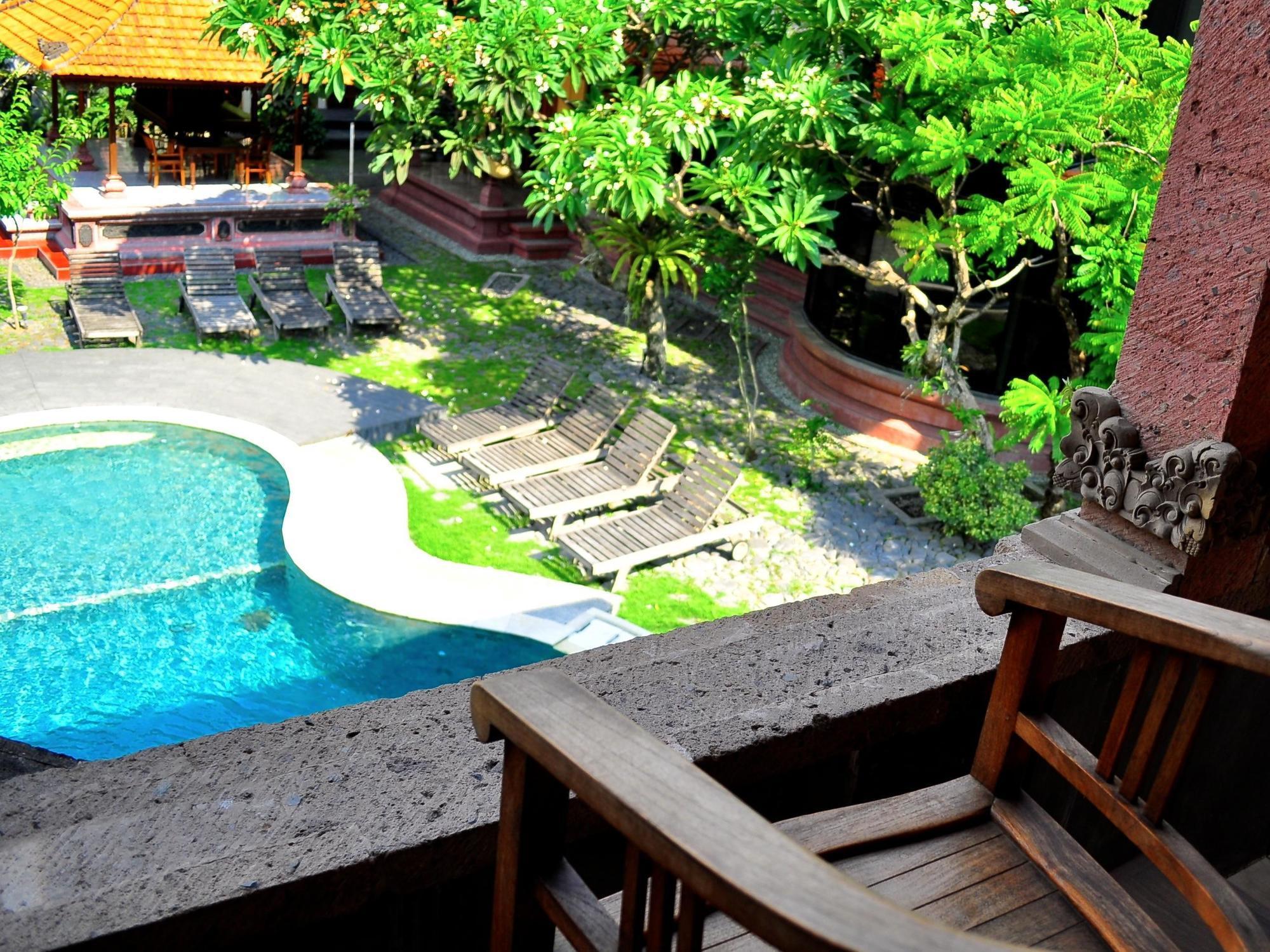 Si Doi Hotel Legian Кута Екстер'єр фото
